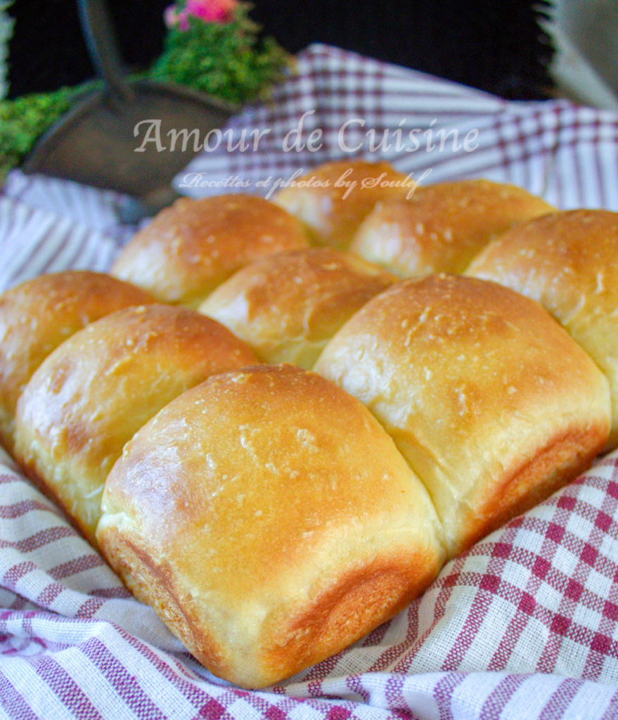 Melt in mouth dinner rolls