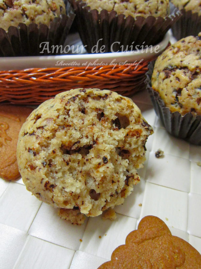 the best chocolate biscoff muffins