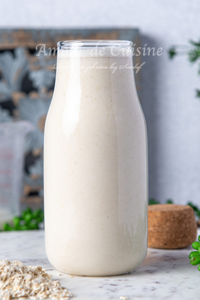 creamy homemade oat milk