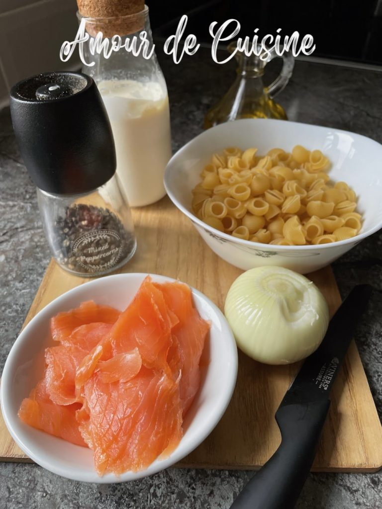 ingredients for smoked salmon pasta