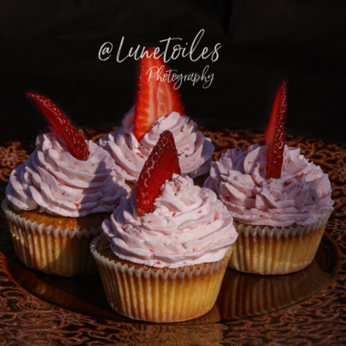 Strawberry cupcakes for valentine’s day