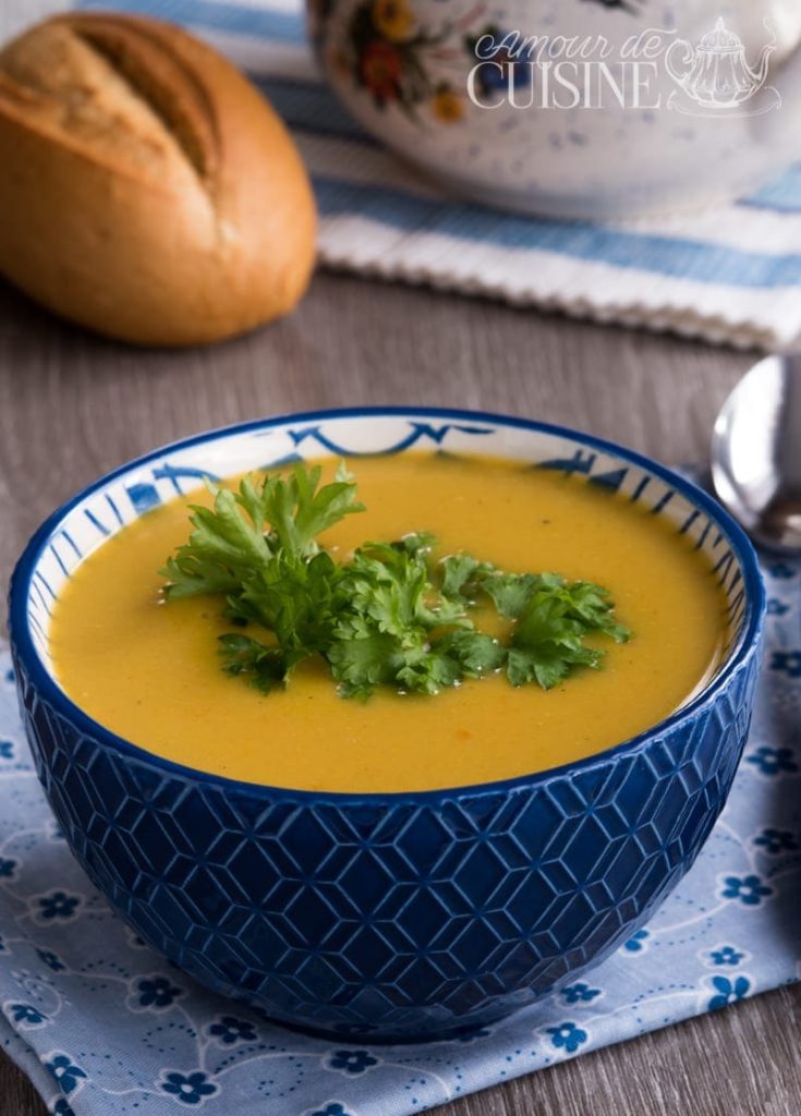 Creamy carrot soup