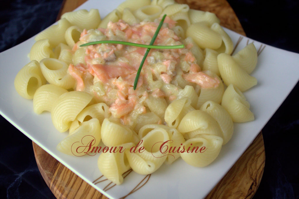 pasta with smoked salmon creamy sauce