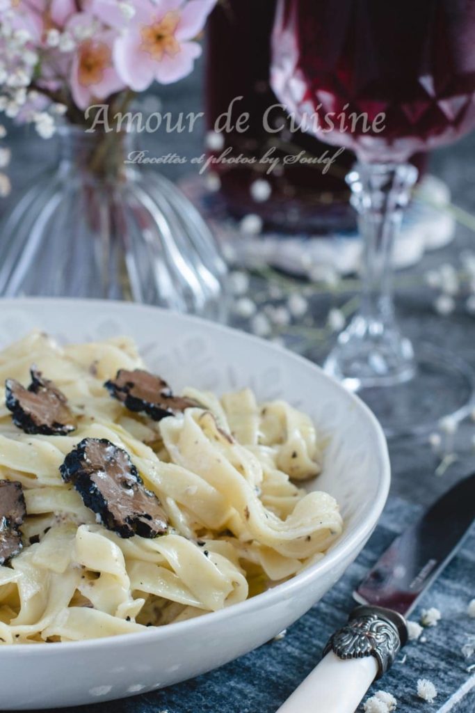 Creamy tagliatelle with truffle mushroom