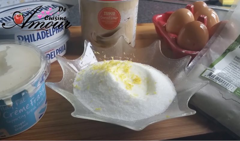 Ingredients for new york cheesecake